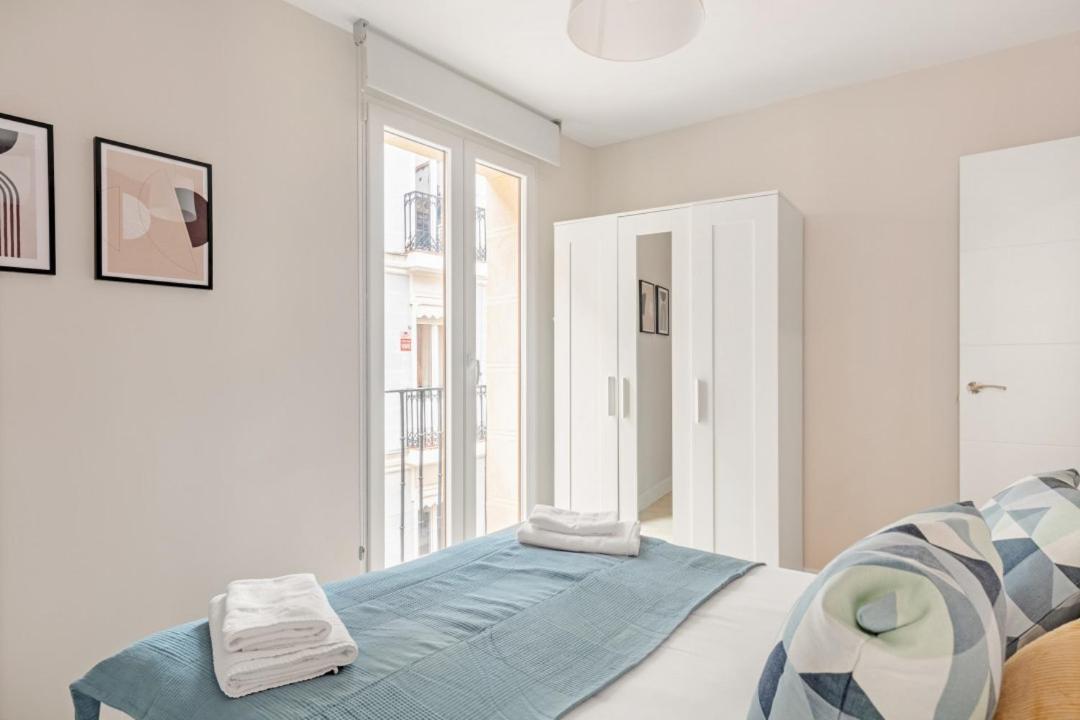 2 Bedrooms 1 Bathroom Furnished - Las Letras - Bright - Mintystay Мадрид Экстерьер фото