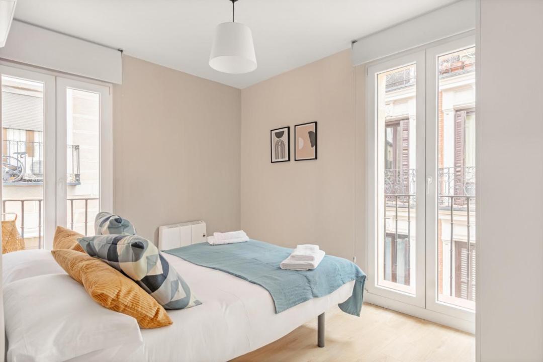 2 Bedrooms 1 Bathroom Furnished - Las Letras - Bright - Mintystay Мадрид Экстерьер фото